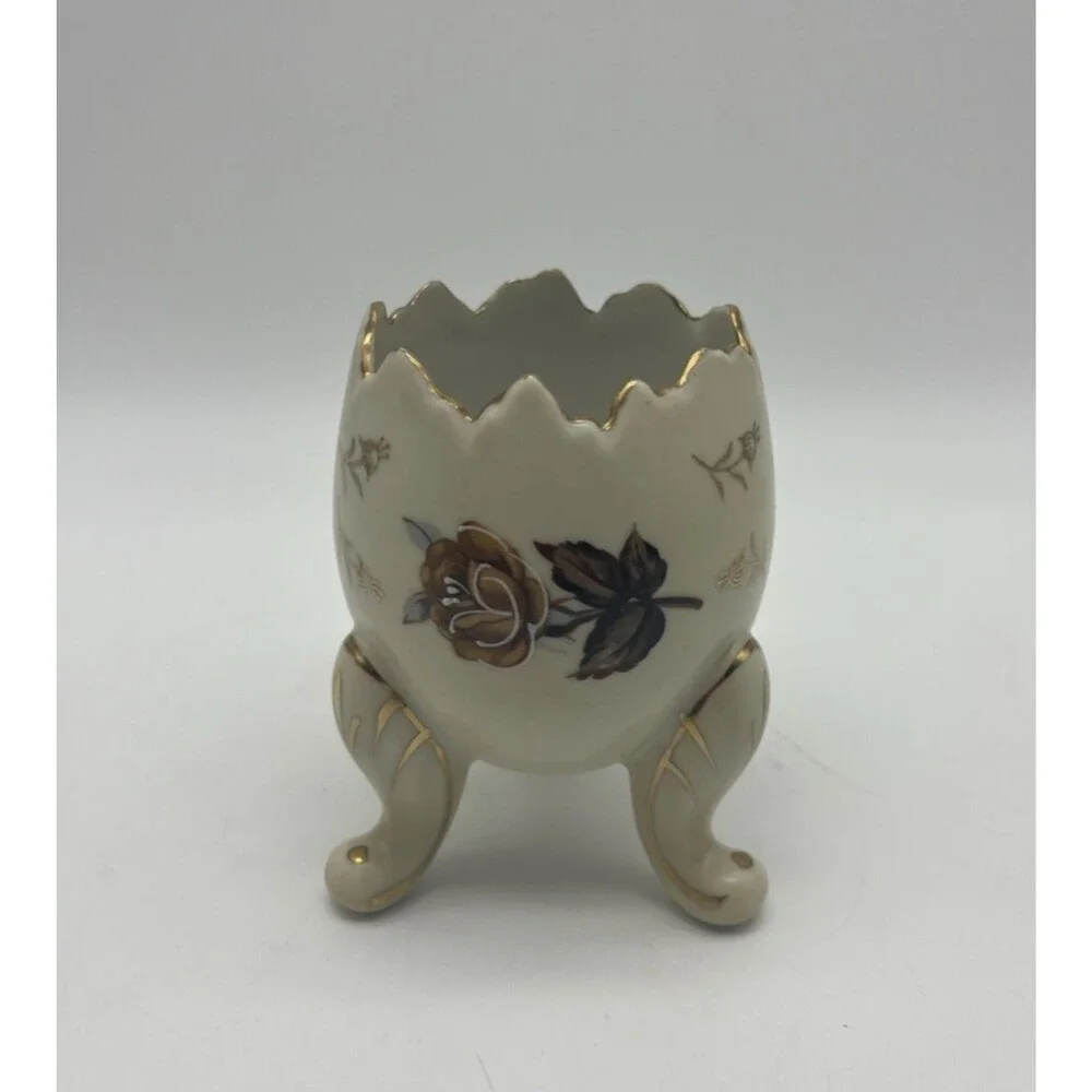 Unmarked this ceramic
